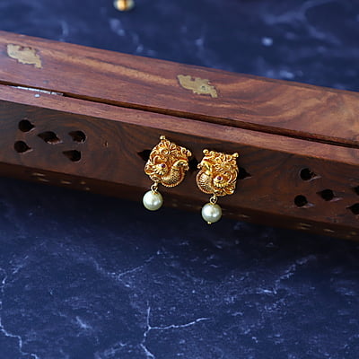 Gold type Peacock design Neckpiece