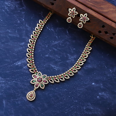 Floral design with Multistone Neckpiece