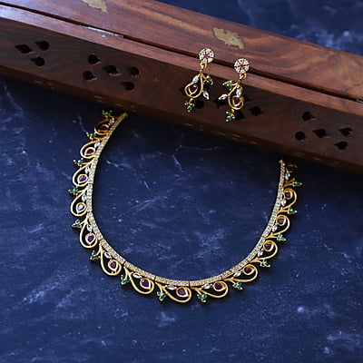 Multistone Neckpiece