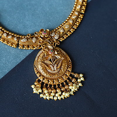 Antique with Leaf desgin Neckpiece