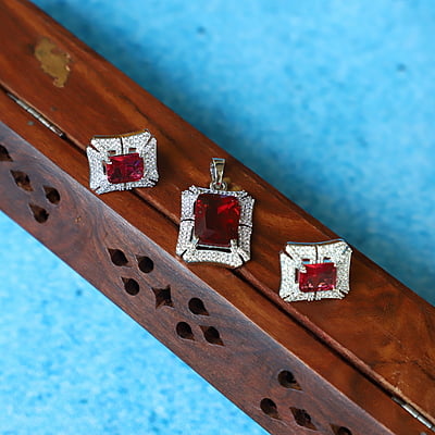 Antique Look Rubi stones Pendant