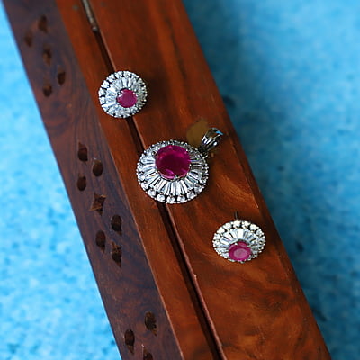 Red rubi Pendant