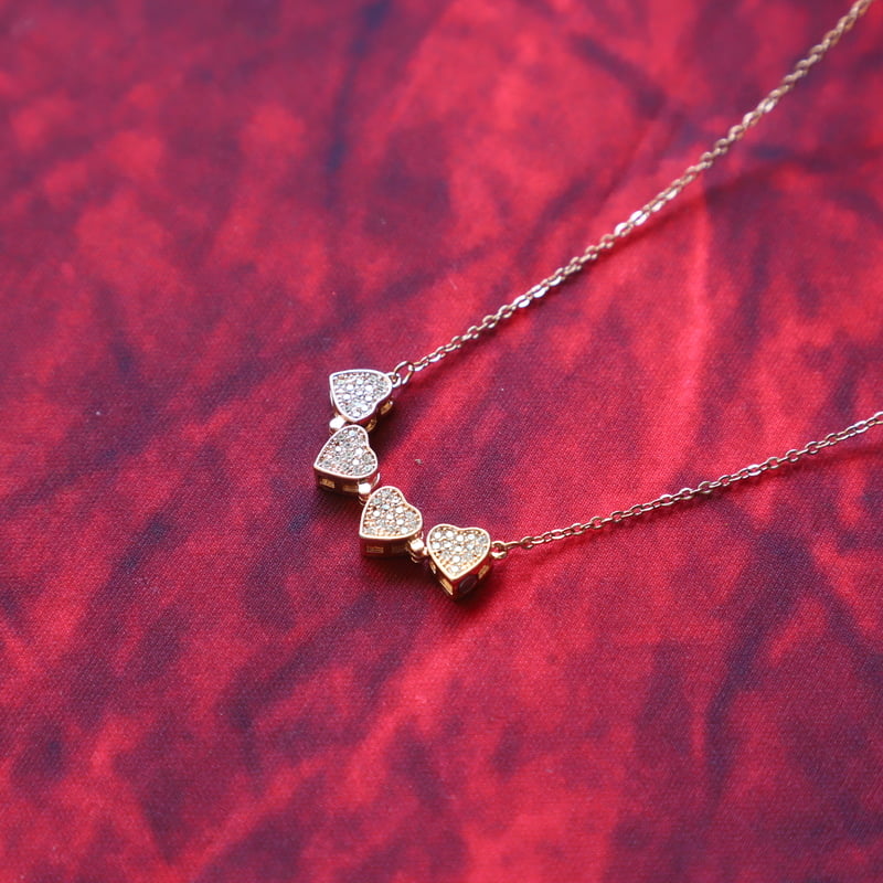 Round Cut and Diamond stud Pendant