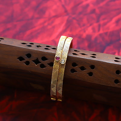 Yellow Gold Meenakari Bangels