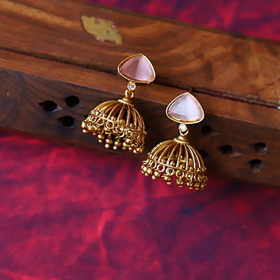 Mango design Stud
