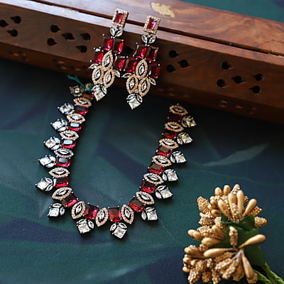 Dazzling AD Rubi stone Neckpiece