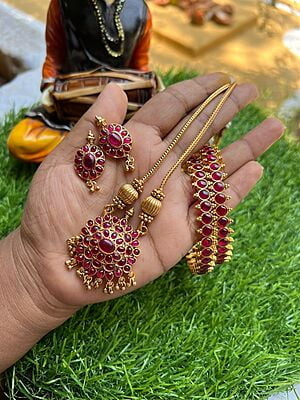 Gold finish chain with ruby pendant with earings & bangle