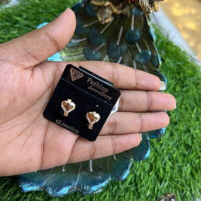 Heart designed gold finish hoop earing