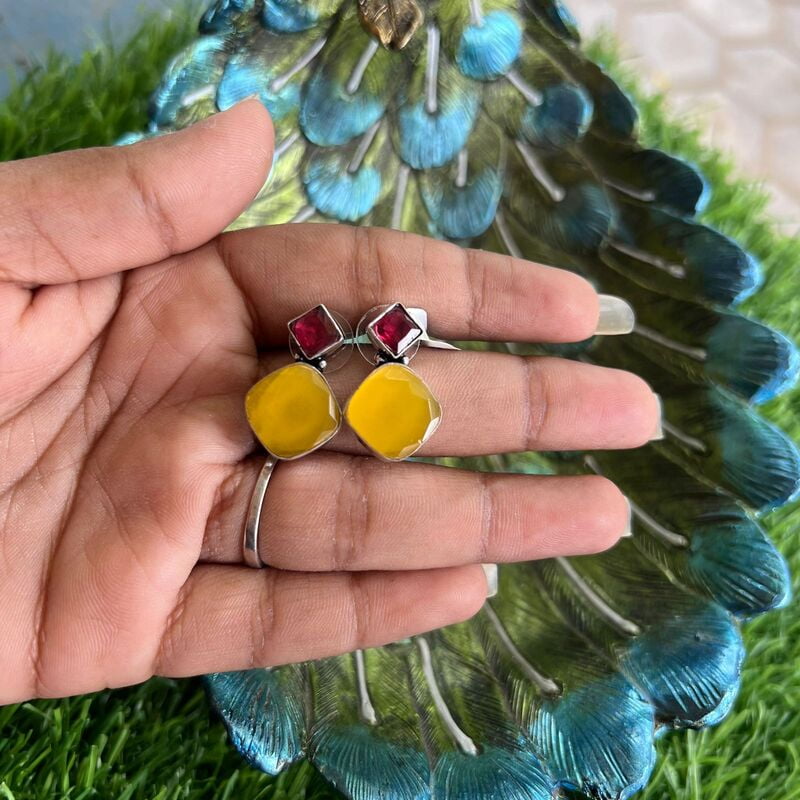 Glossy candy stone earings