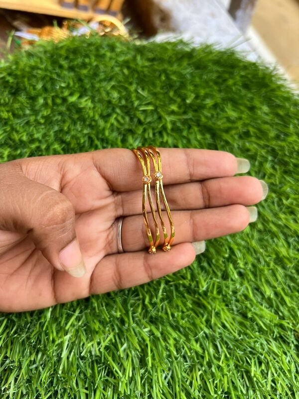 Trendy design gold plated kids bangle Trendy design gold plated kids bangle