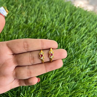 Gold plated bow design toe ring