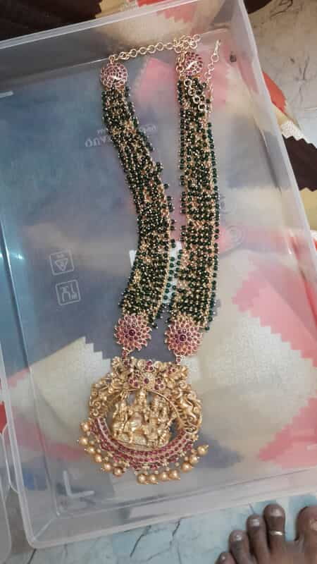 coriander model long haram