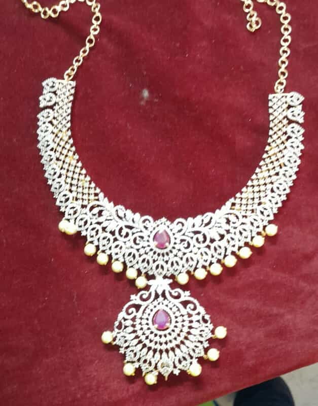 Mehandi designs unique stone neck piece