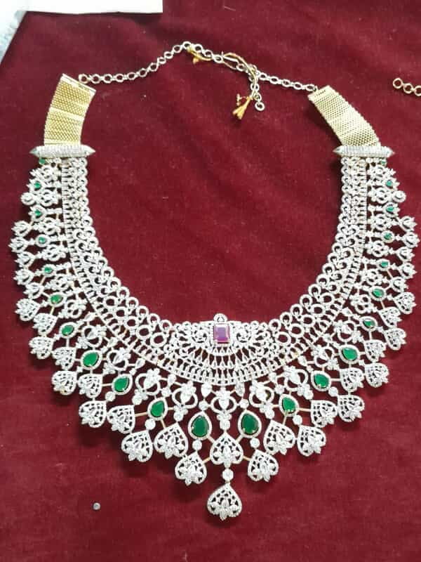 multi stone with white stone haram