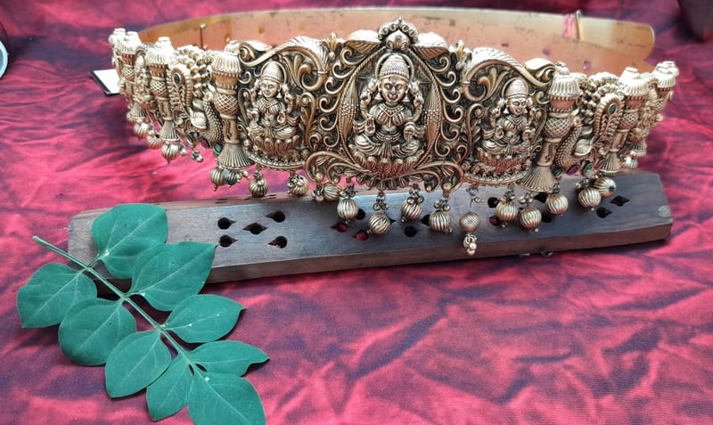 mehanthi design based lakshmi hipblet