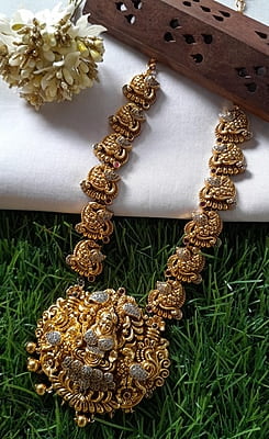 peacock chain and lakshmi design neckpiece