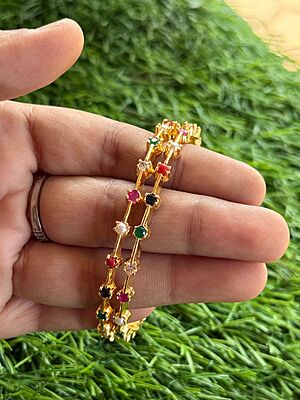 multi color antic bangle
