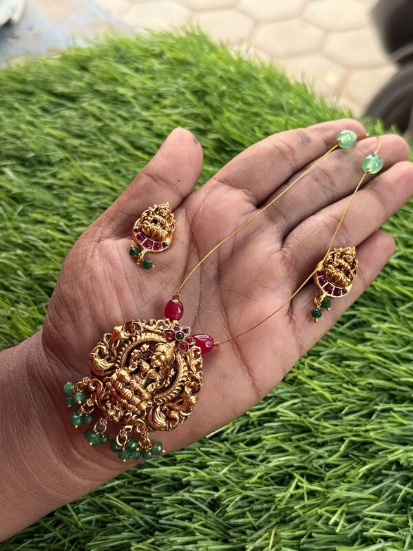 lakshmi design invisible chain lakshmi design invisible chain