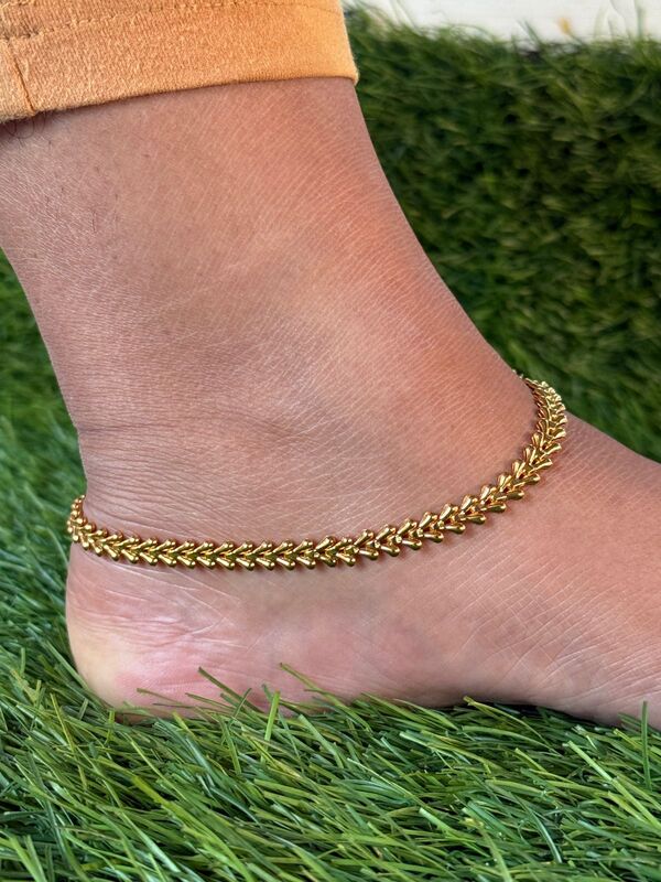 leaf design gold anklets