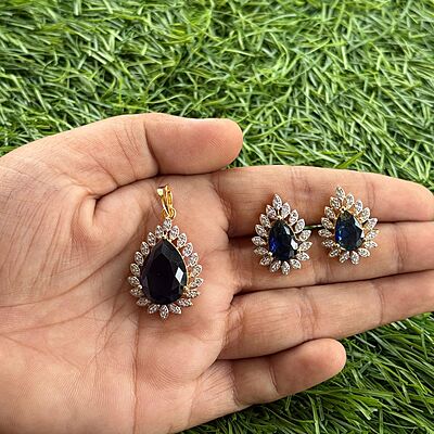 kopuram type diamond pendant earring set kopuram type diamond pendant earring set