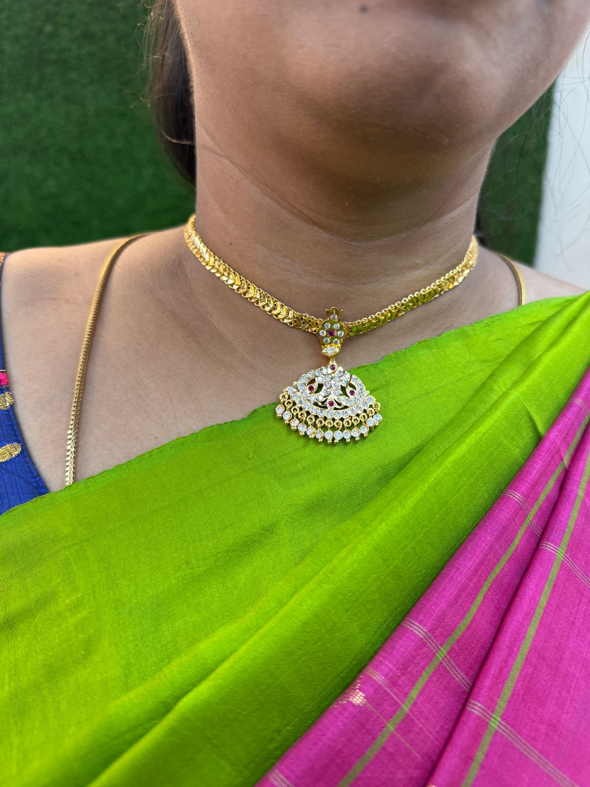 gold type attigai design neck piece gold type attigai design neck piece