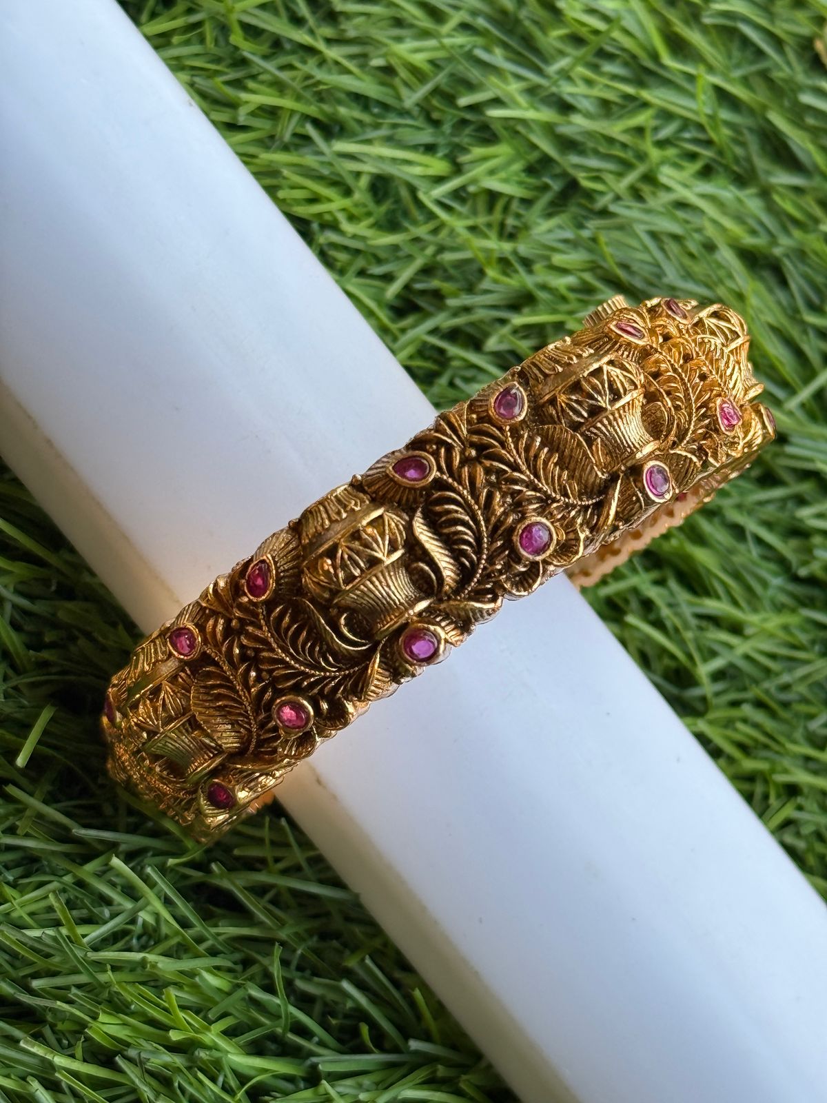Unique design zigzak design bangle