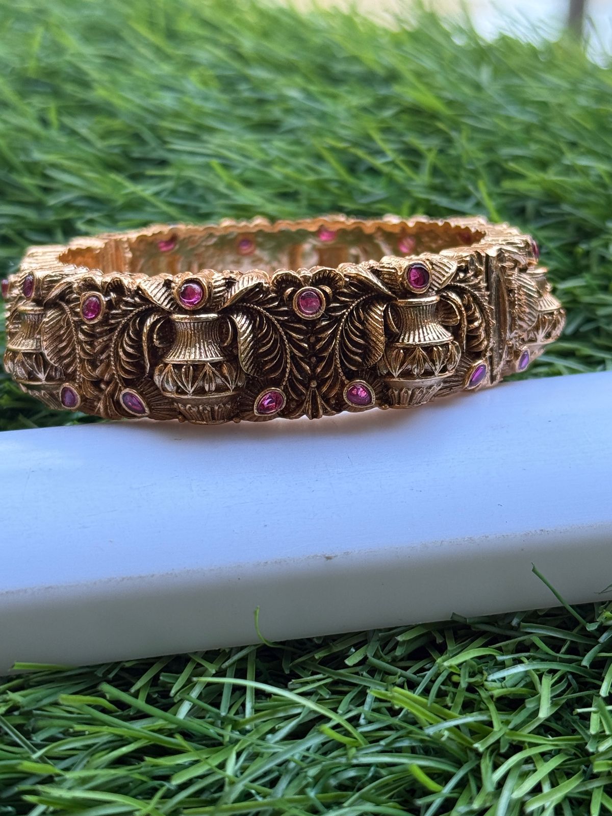 Unique design zigzak design bangle Unique design zigzak design bangle