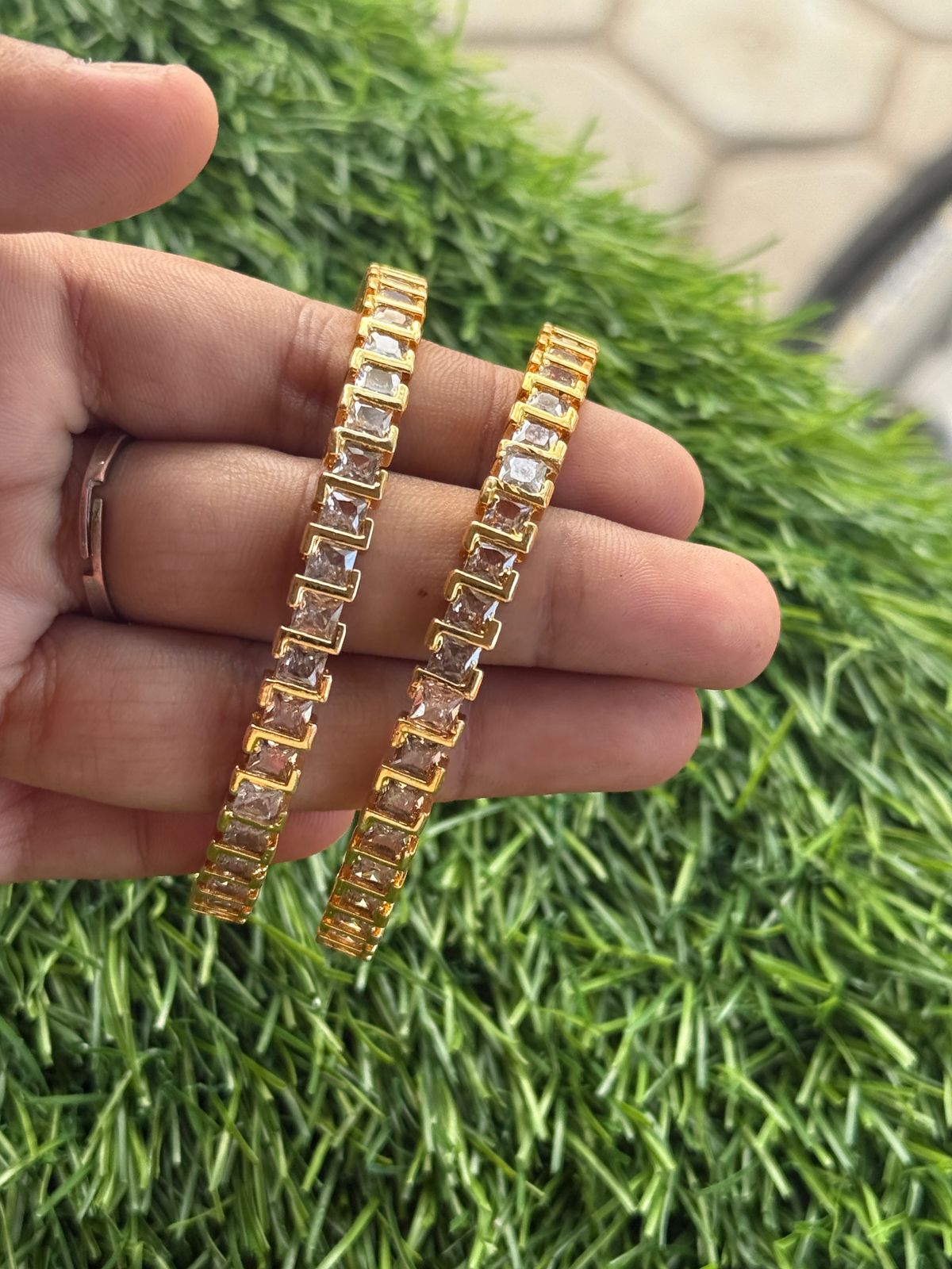 gold look enamel forming bangle