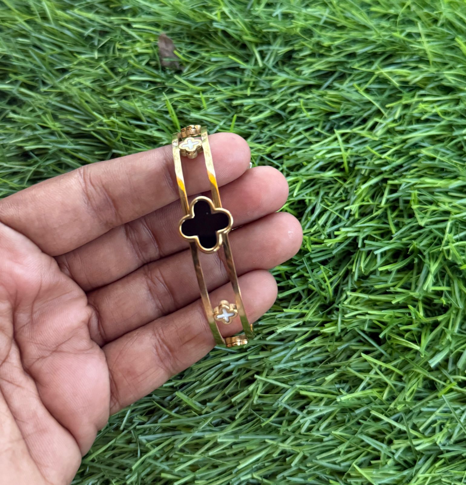 Gold plated plus simble bracelet