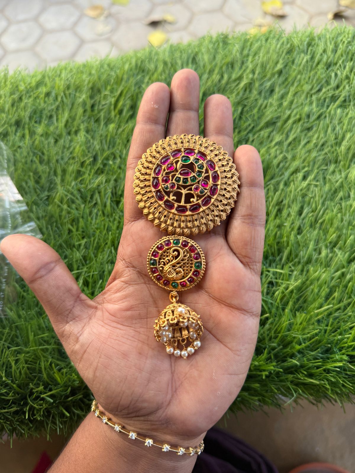 Unique circle type stone design hair accessories