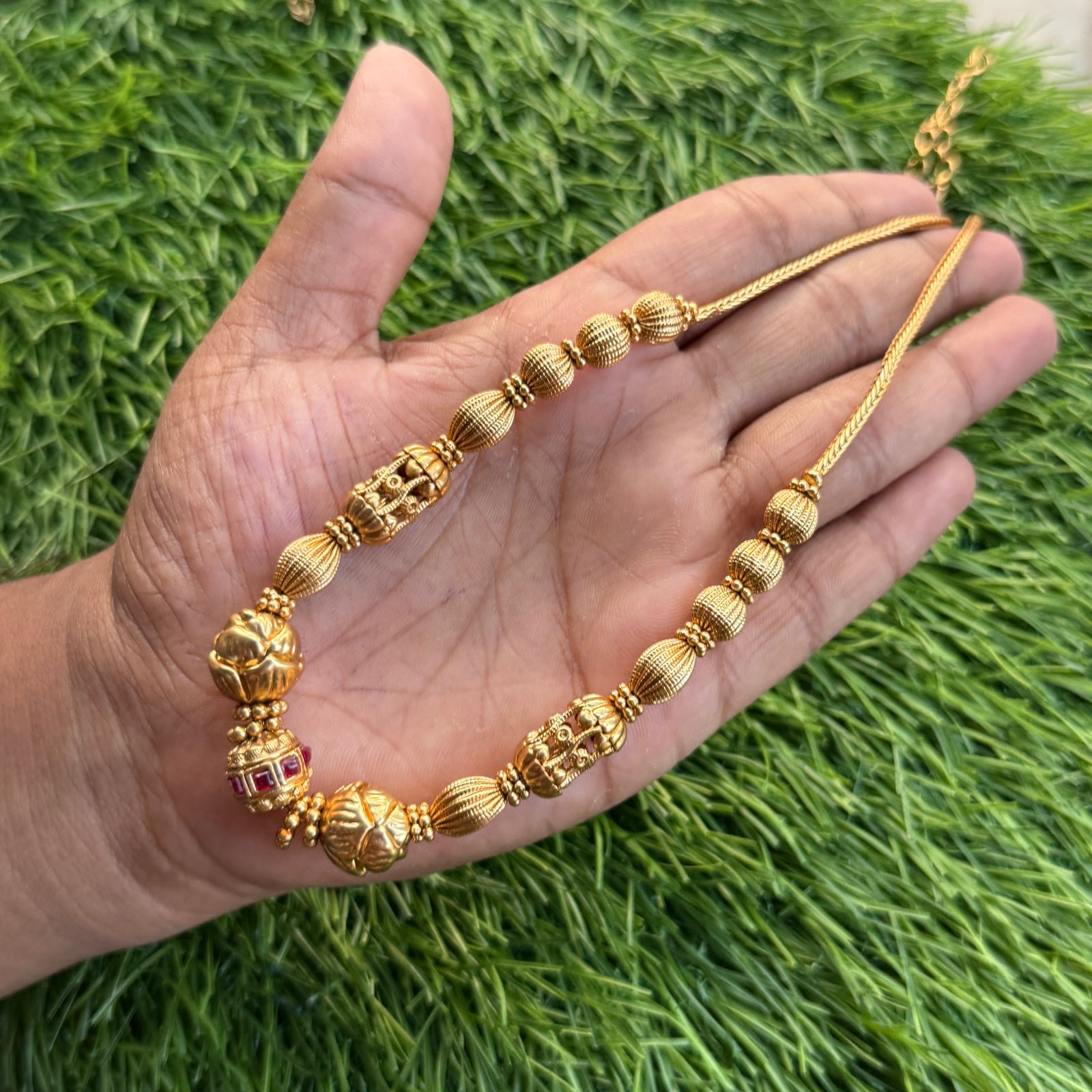 antic lakshmi with ball chain