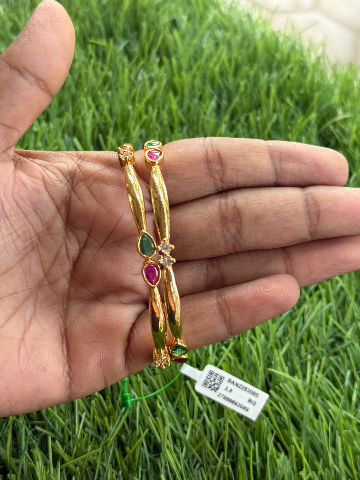 Single Temple Bangle