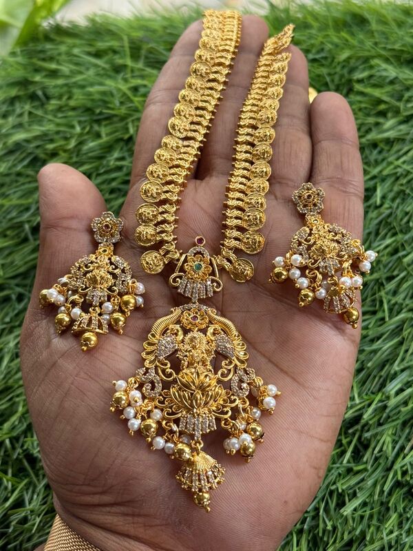 complet ruby stone unique neckpiese