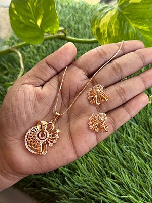 Rose gold  type neck piece