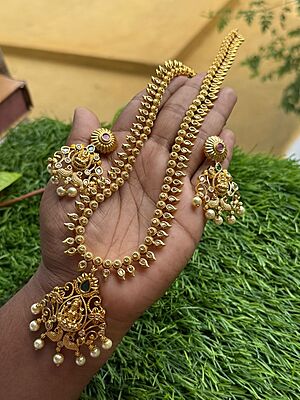 Sun Flower desing neck piece