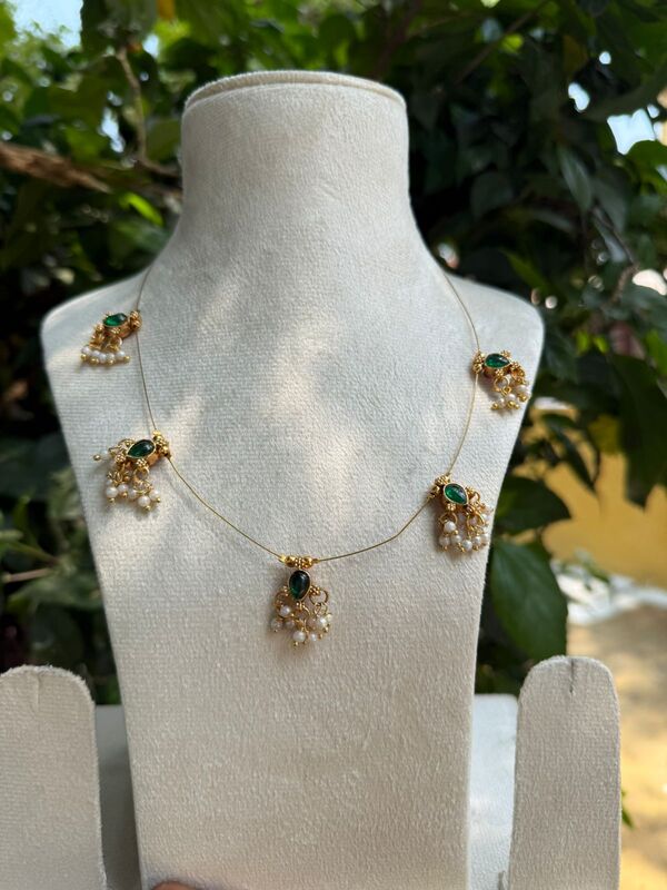 Small rain drop neck piece Small rain drop neck piece