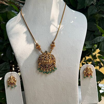 pretty flower AD neck piece