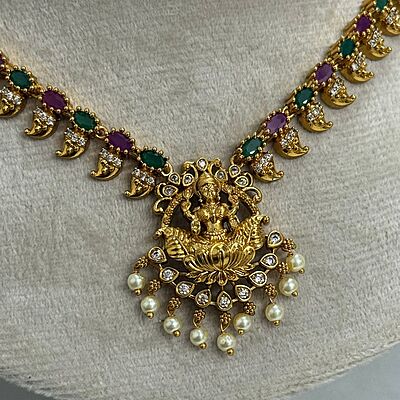 Unique Rubi AD Neckpiece Unique Rubi AD Neckpiece