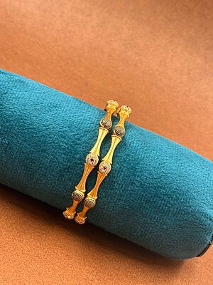 Fashionable  design regular use bangle