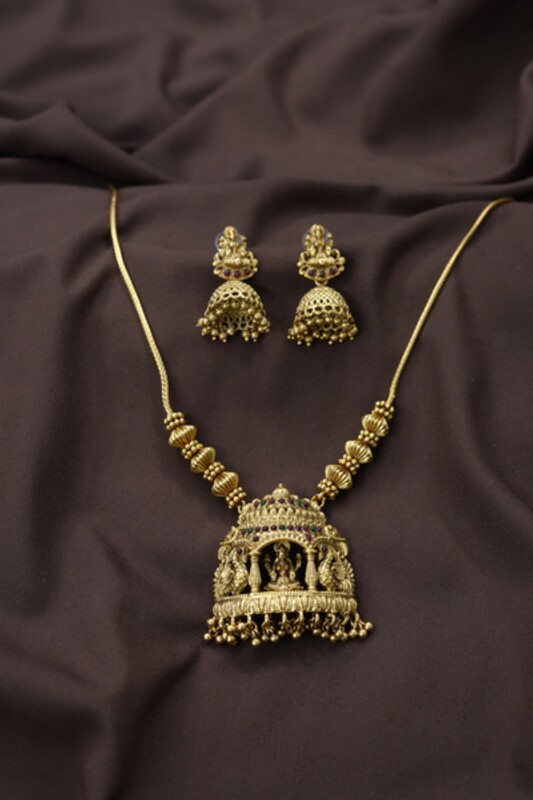 Exclusive Temple Lakshmi Design Chain Set !! Exclusive Temple Lakshmi Design Chain Set !!